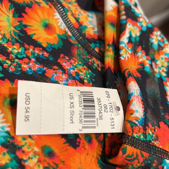 Offline by Aerie Daisy Life Multicolored 70’s 7/8 Leggings Hi-Rise Short Inseam! - Picture 5 of 9